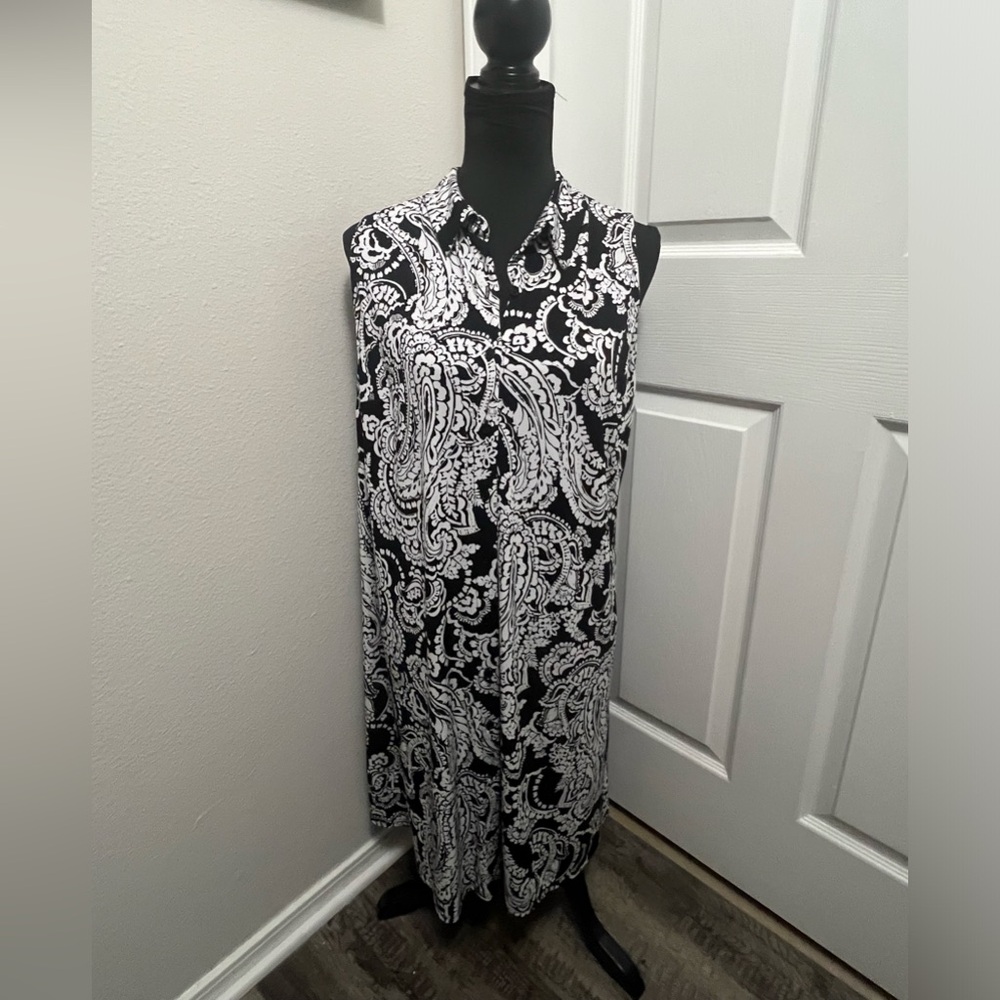 NWT Black and White Paiskey MSK Dress